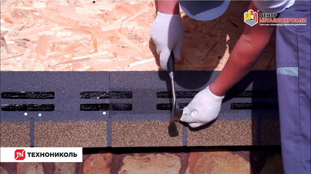 Монтаж фасадной плитки HAUBERK производится специальными гвоздями